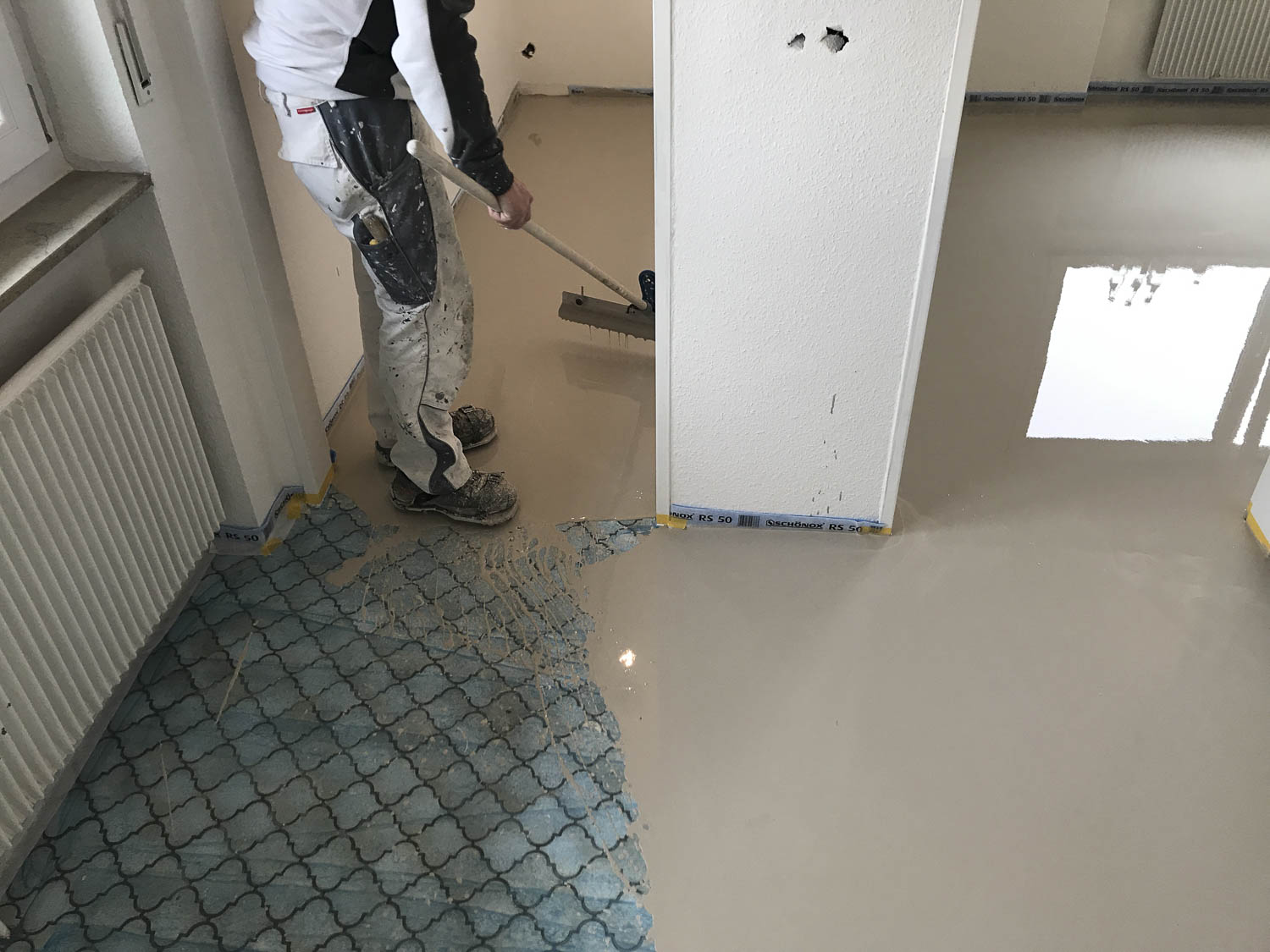 Fußbodensanierung in einer Wohnung
