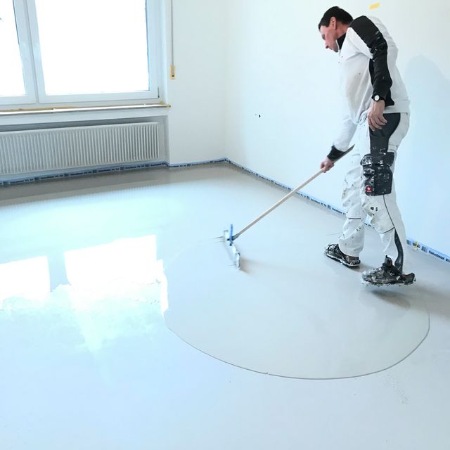 Fußbodensanierung in einer Wohnung