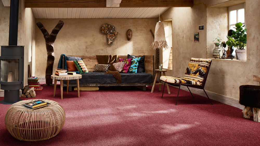 Teppichboden in einem frisch renovierten Wohnzimmer